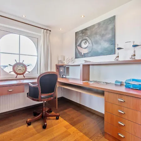 Appartement Castle With View Blankenberge