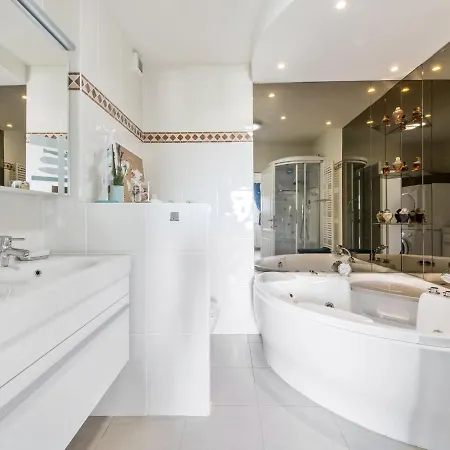 Appartement Castle With View Blankenberge